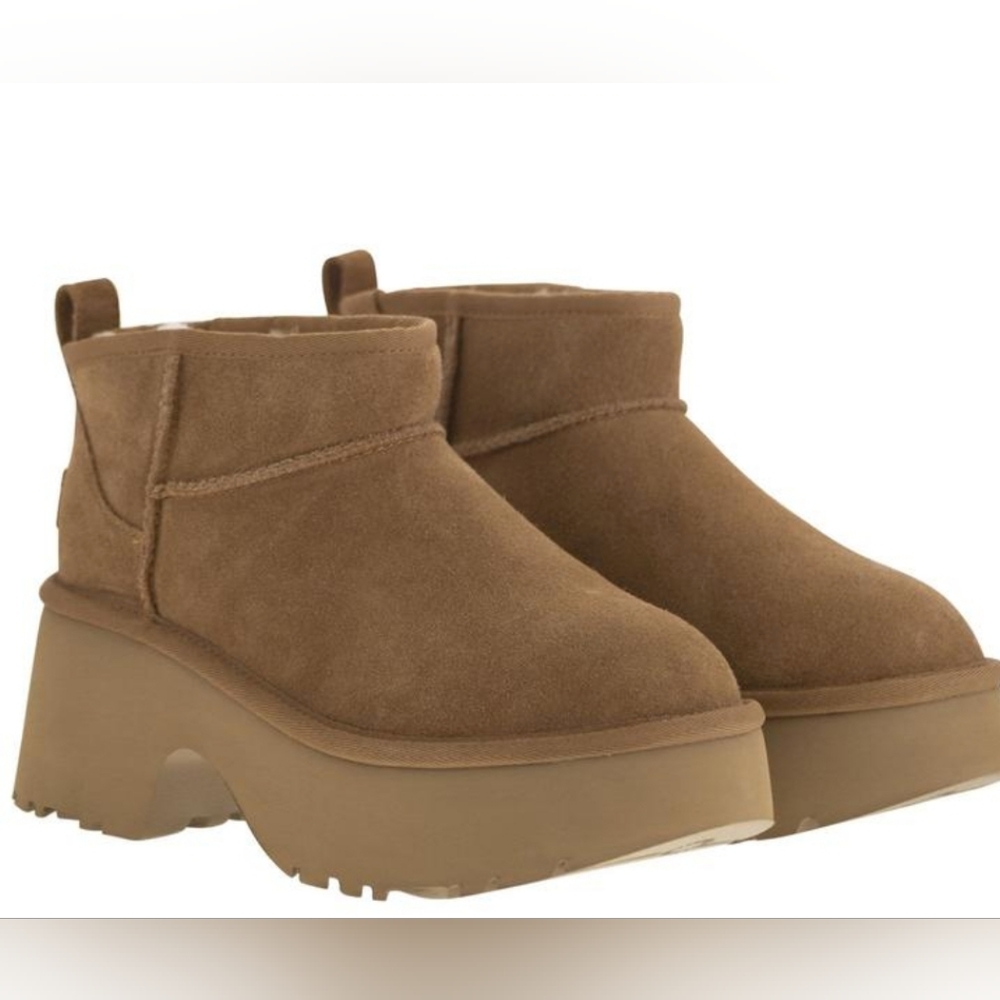 UGG Women’s Classic Ultra Mini New Heights Boots Size 7 NWOT MSRP $170